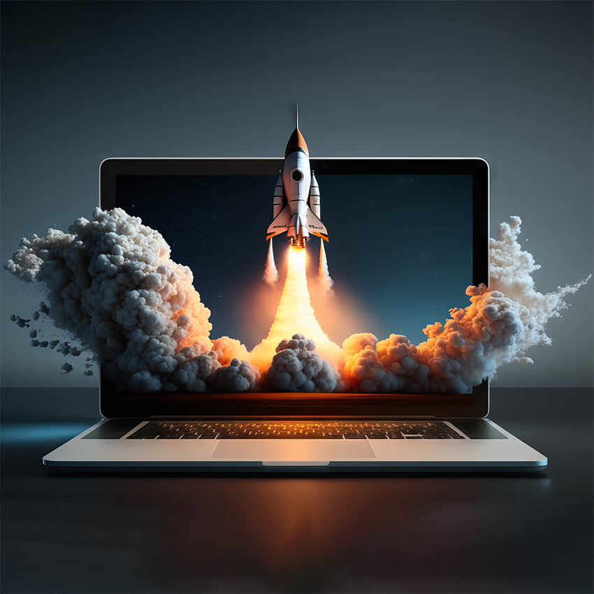 Leistung Ihrer Webseite steigern - Laptop mit Rakete